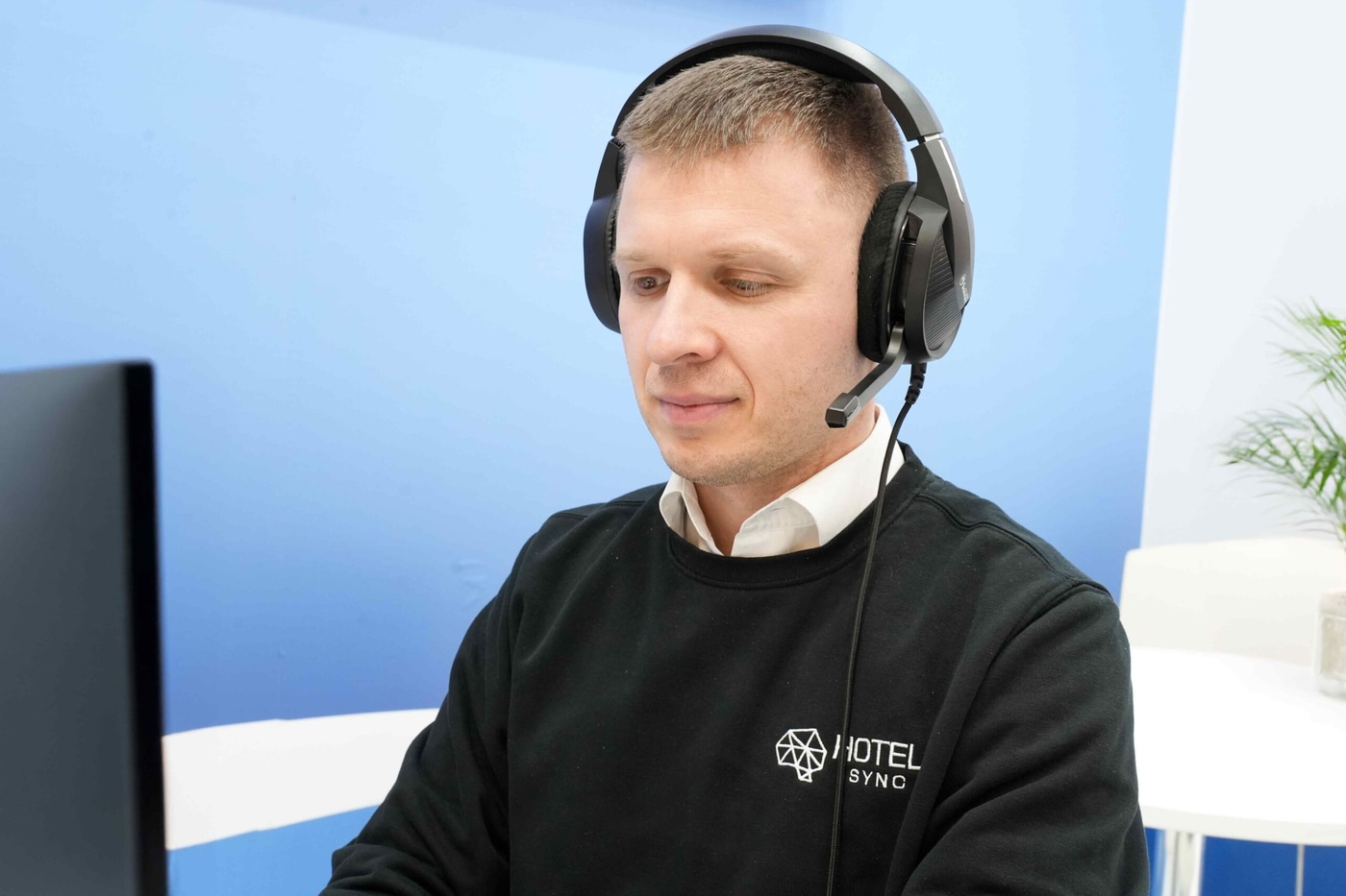 HotelSync 24-7 customer support